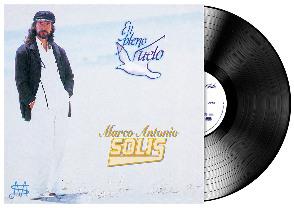 the album cover for Marco Solis Antonio - En Pleno Vuelo