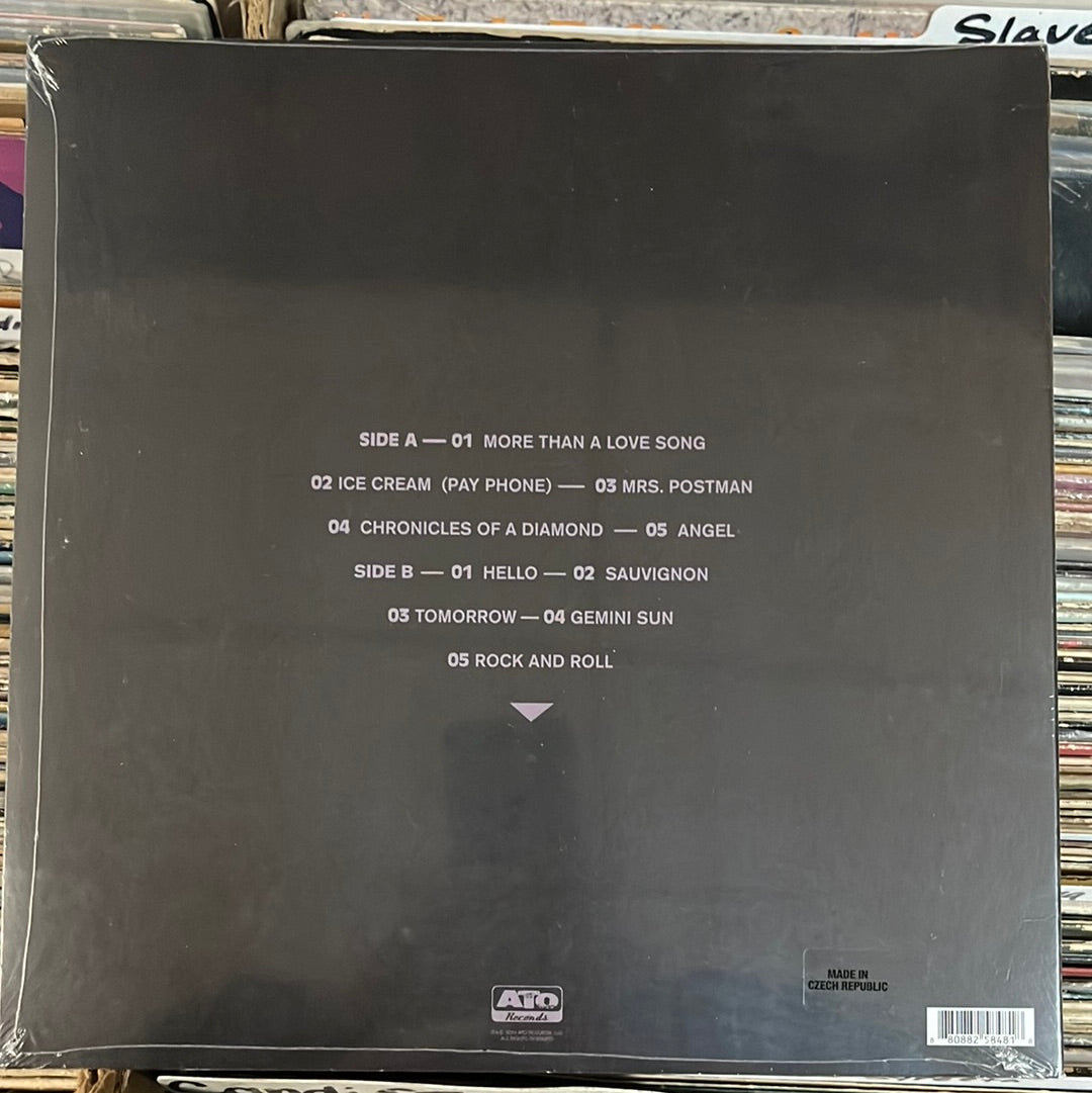 Black Pumas – Chronicles Of A Diamond (Clear w/ Purple & Red Splatter) Vinyl Lp