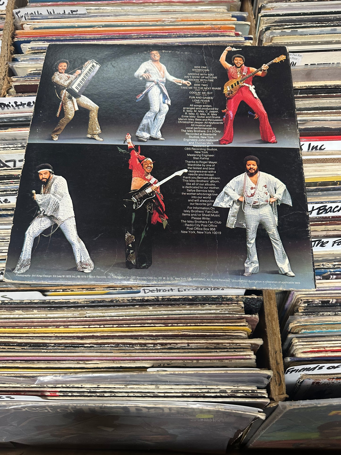 The Isley Brothers – Showdown JZ 34930 Vinyl LP VG+/VG+