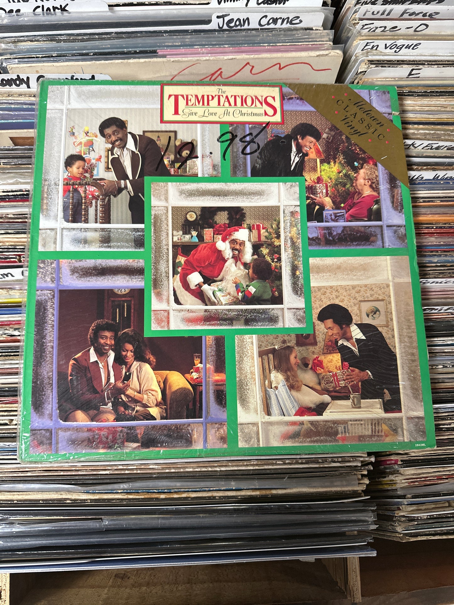 The Temptations ‎– Give Love At Christmas Vinyl LP 2842ML
