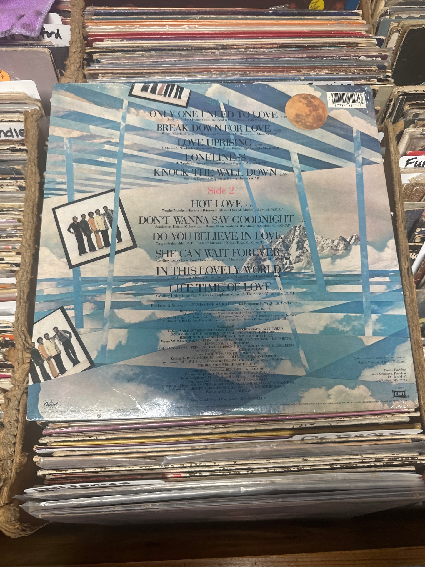 Tavares – Love Uprising Vinyl  ST-12117