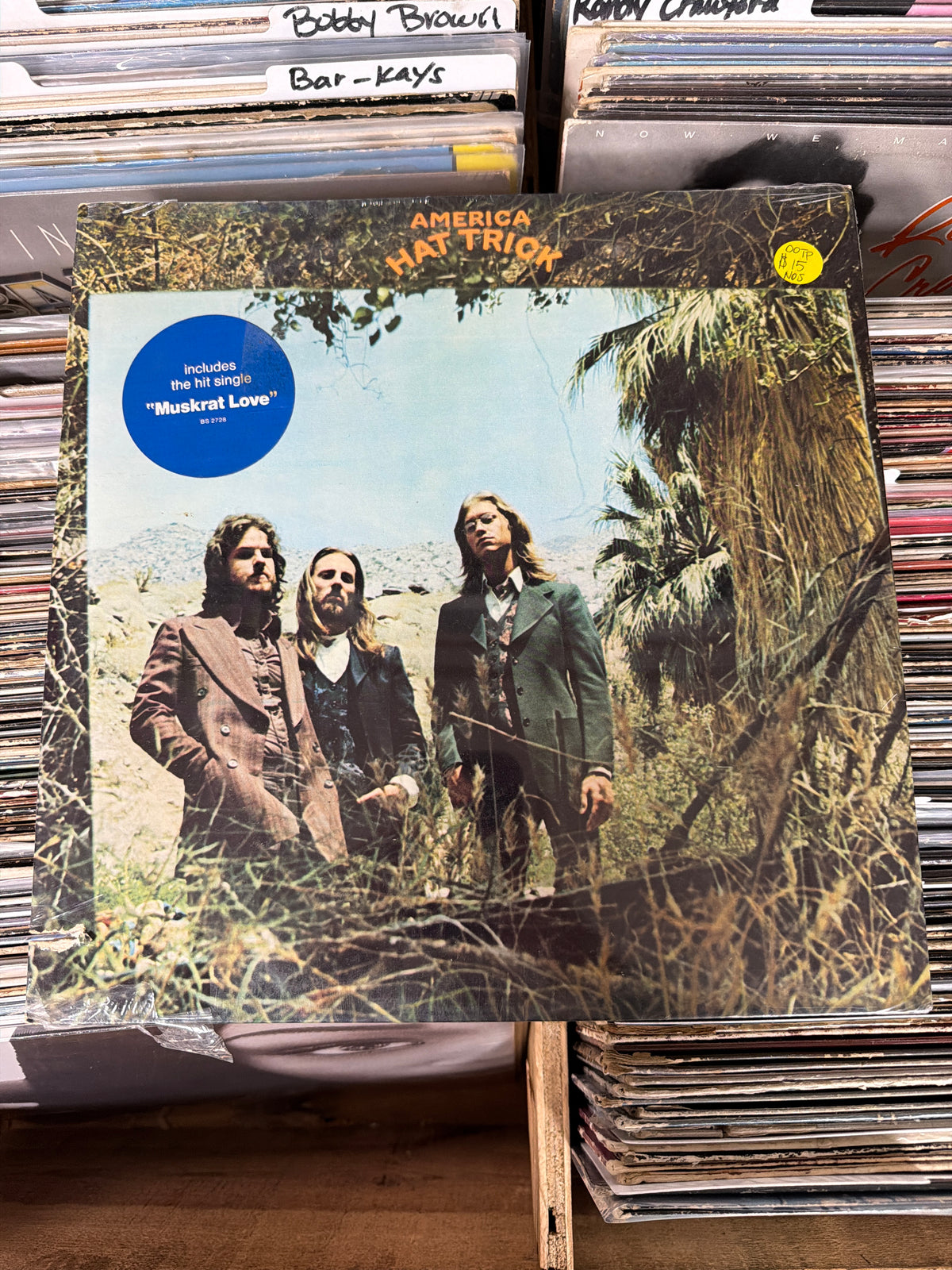America – Hat Trick BS 2728 Vinyl LP NM/VG+
