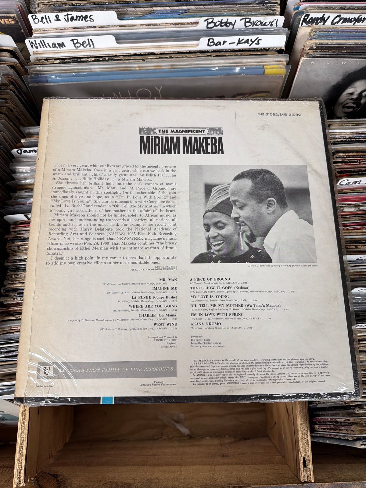 Miriam Makeba – The Magnificent Miriam Makeba MG 21082 Vinyl LP VG/VG+