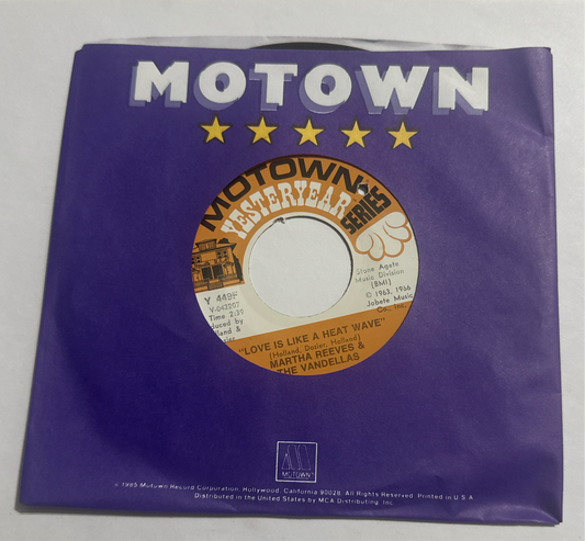 Martha Reeves & The Vandellas – Love Is Like A Heat Wave / Come And Get These Memories 7" Vinyl Y 449F VG+