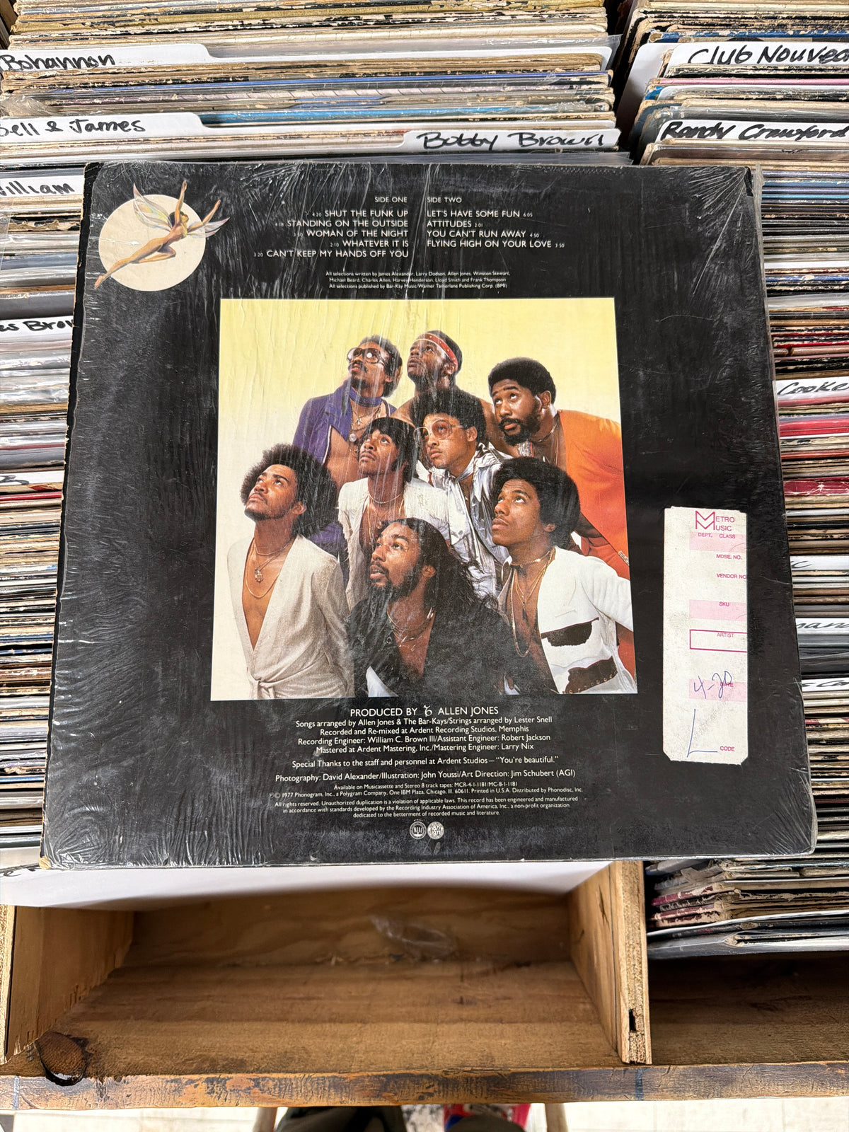 Bar-Kays – Flying High On Your Love SRM-1-1181 Vinyl LP VG/VG+