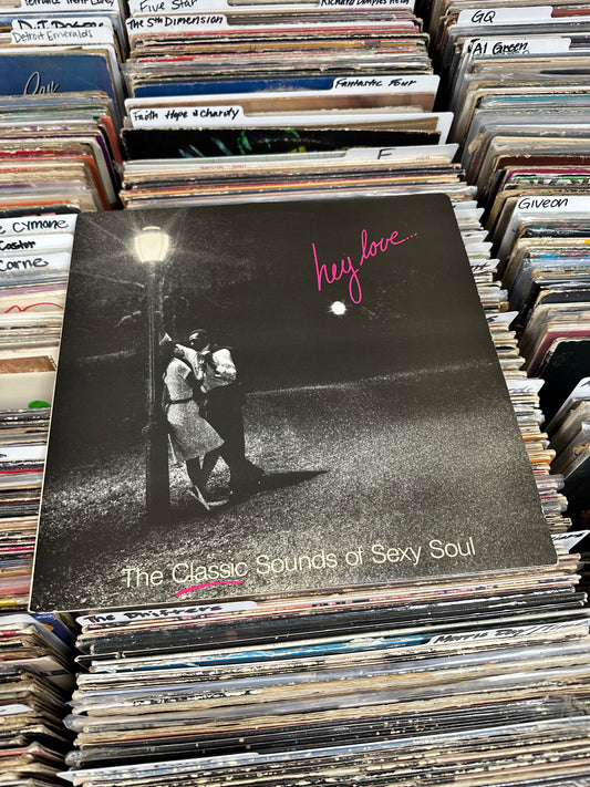 Various – Hey Love... (The Classic Sounds Of Sexy Soul) 3XVinyl LP  P3 19374 VG+/VG+